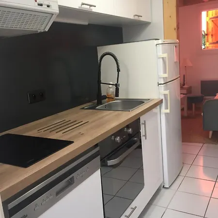 Maison A La *